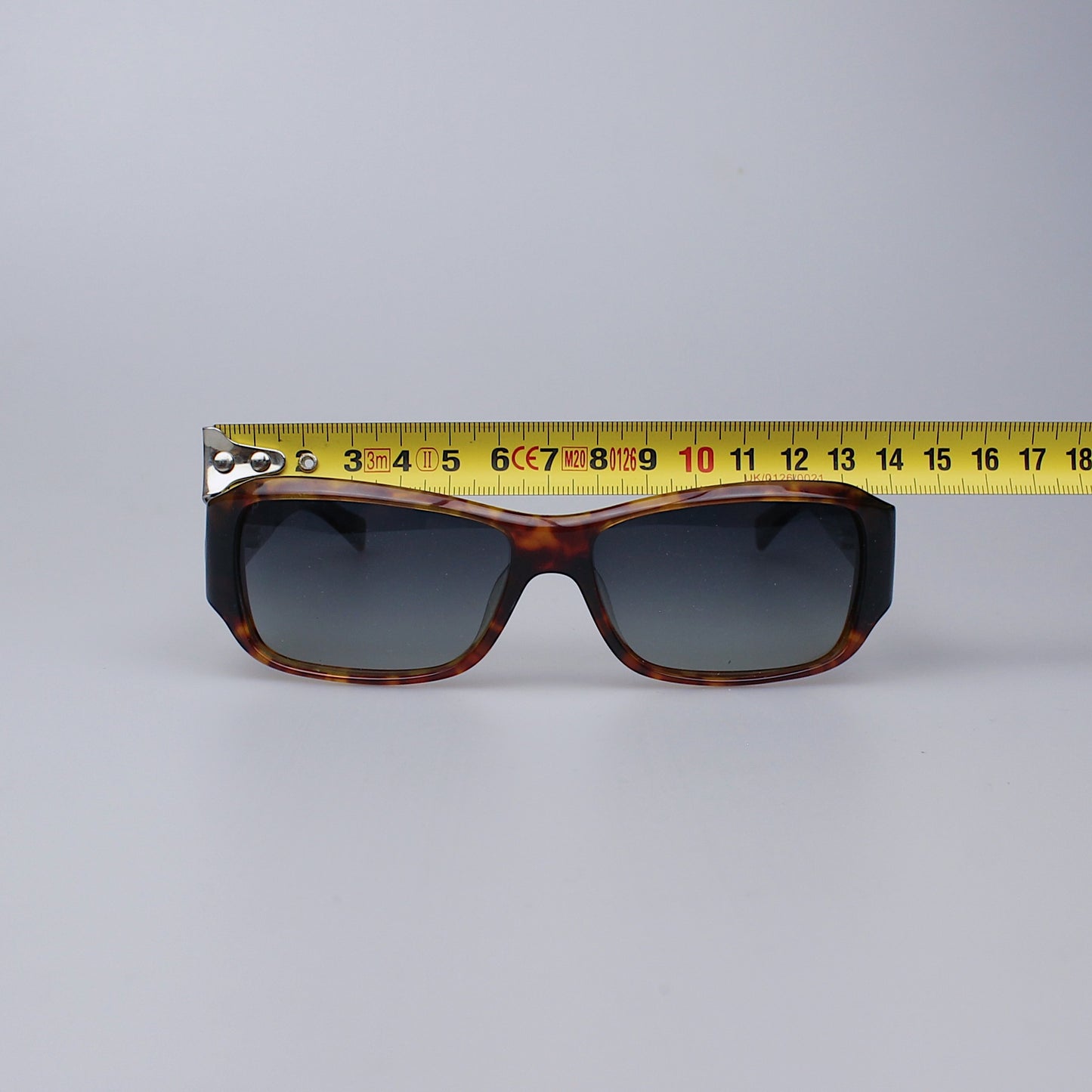 Vintage Glasses LP983