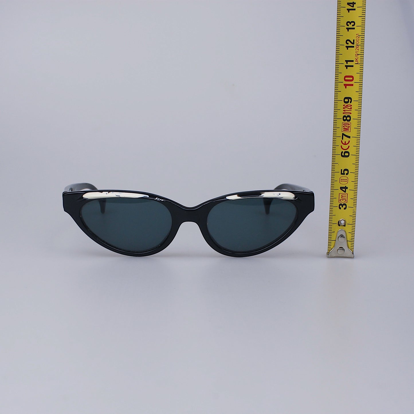 Vintage Glasses LP1052