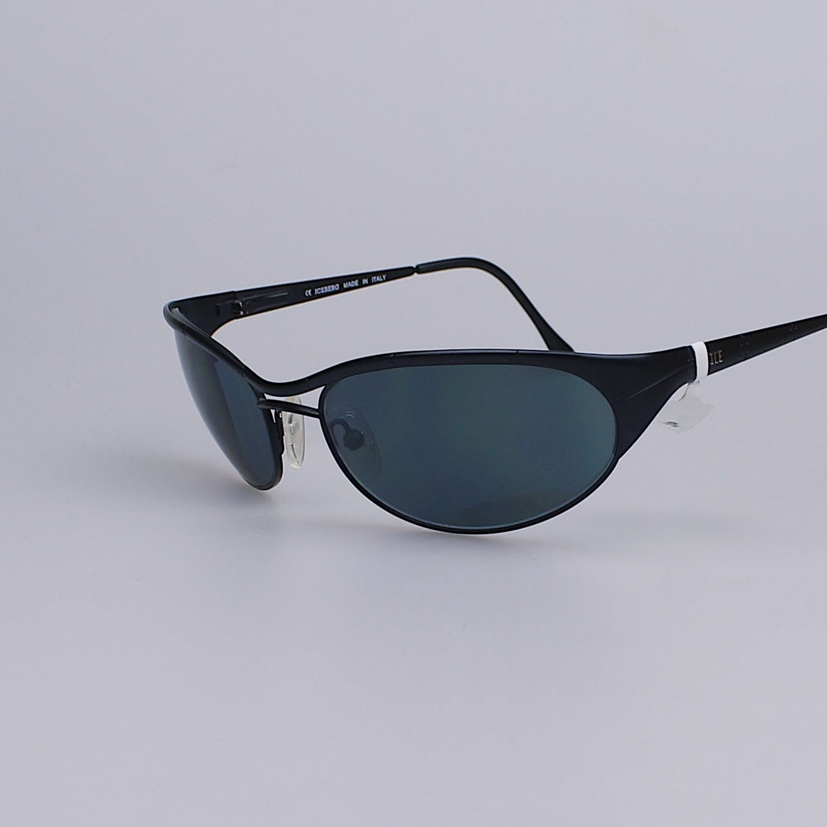 Vintage Glasses LP1457