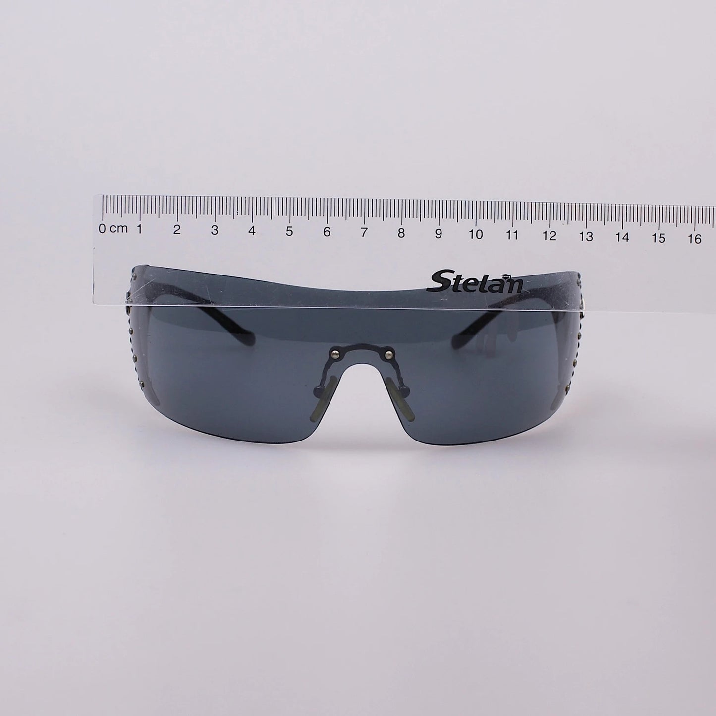 Vintage Glasses LP672