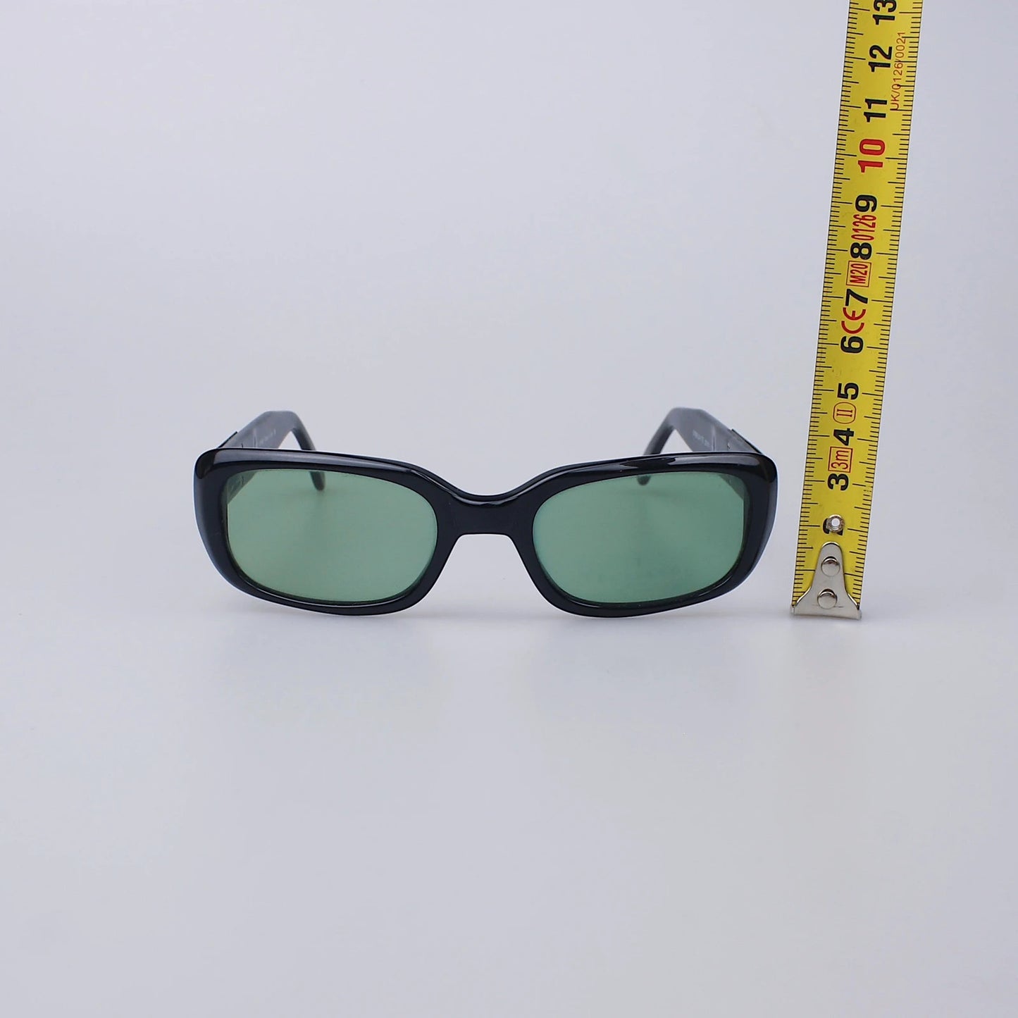 Vintage Glasses LP785
