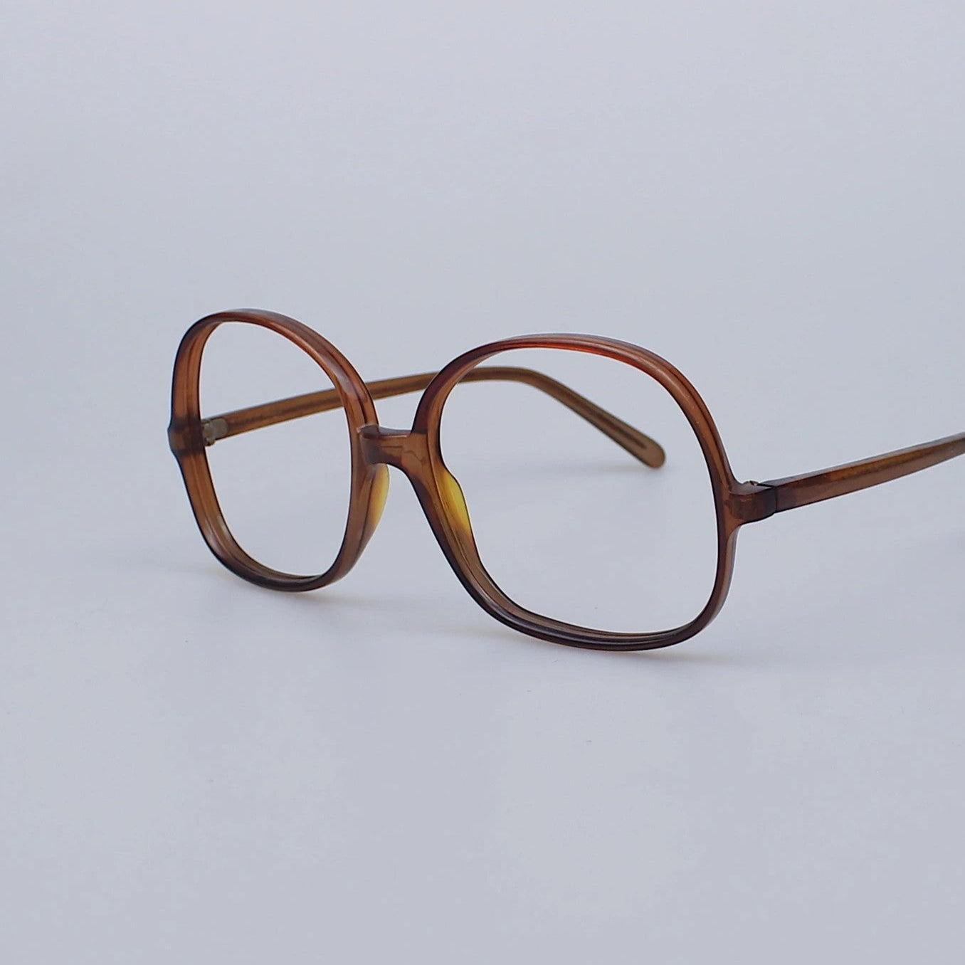 Vintage Glasses LP801
