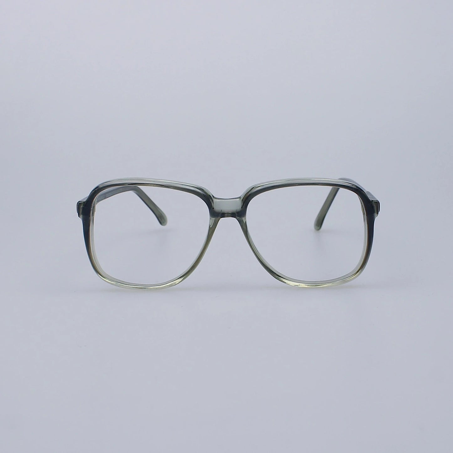 Vintage Glasses LP806