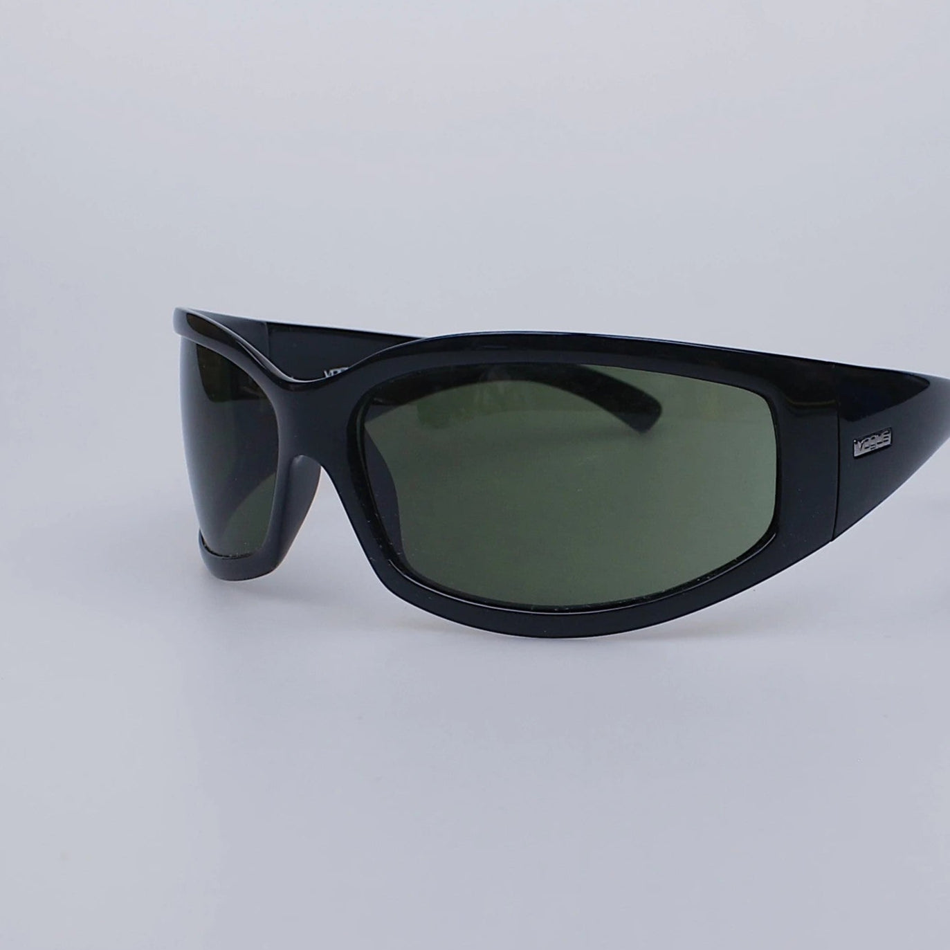 Vintage Glasses LP845