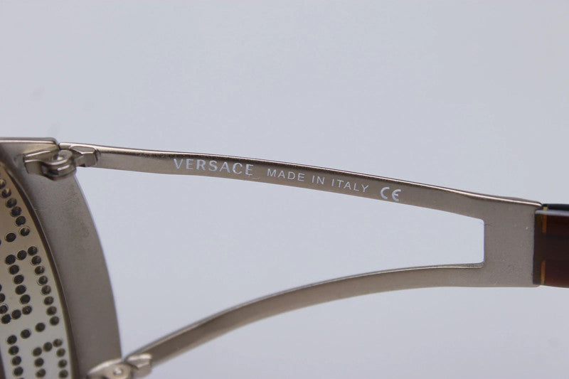 Vintage Glasses LP953