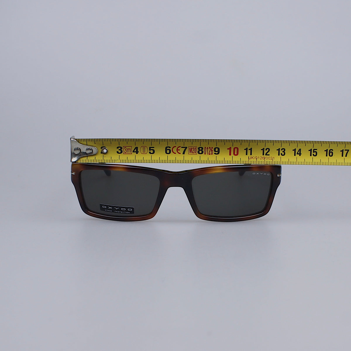Vintage Glasses LP1482