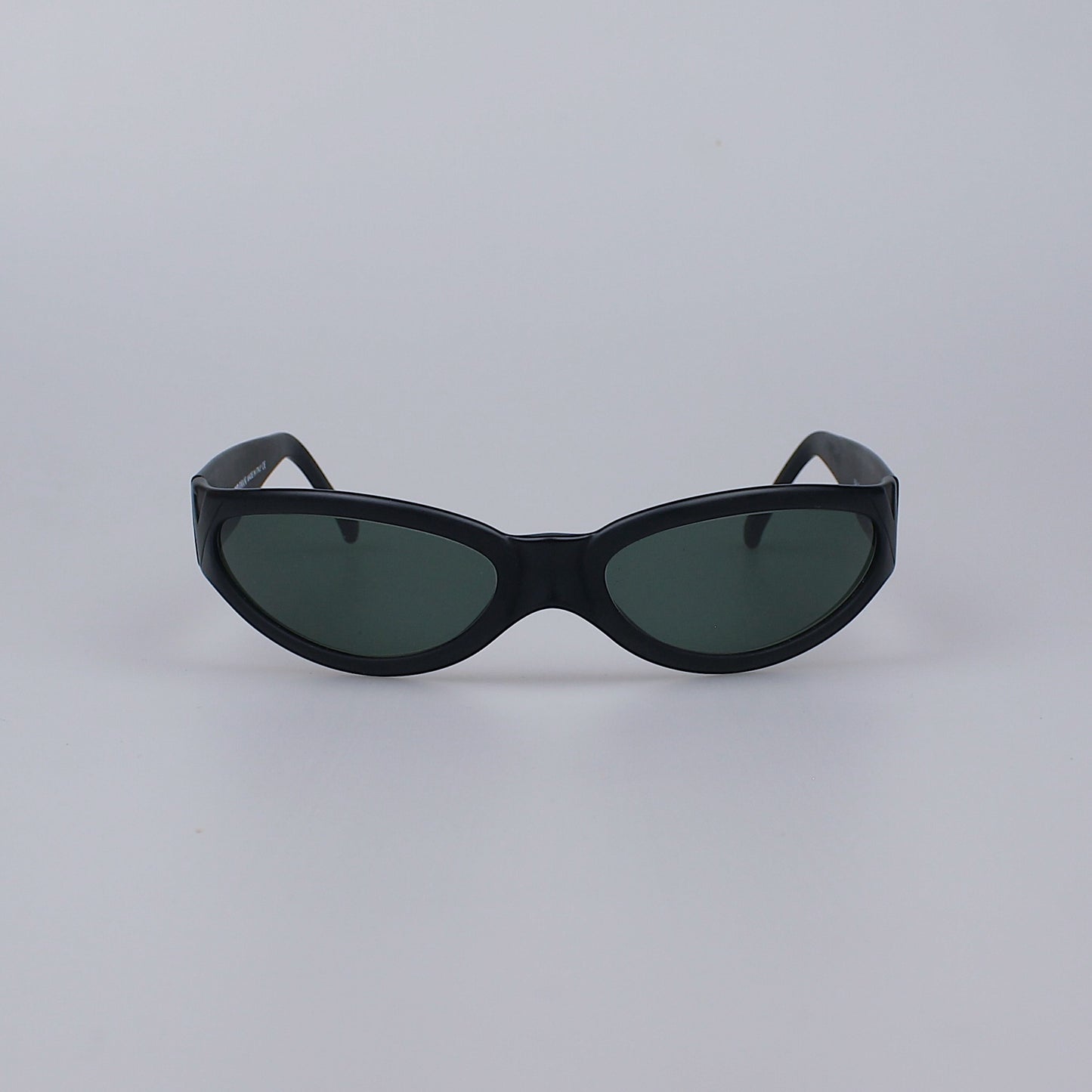 Vintage Glasses LP1017