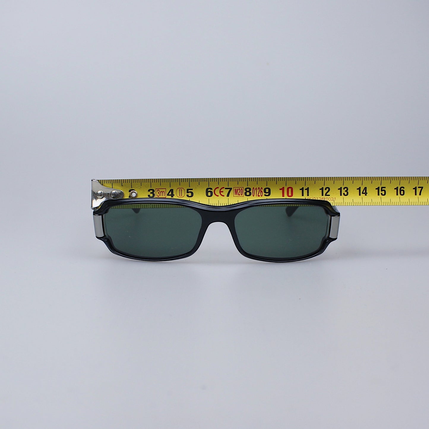 Vintage Glasses LP967