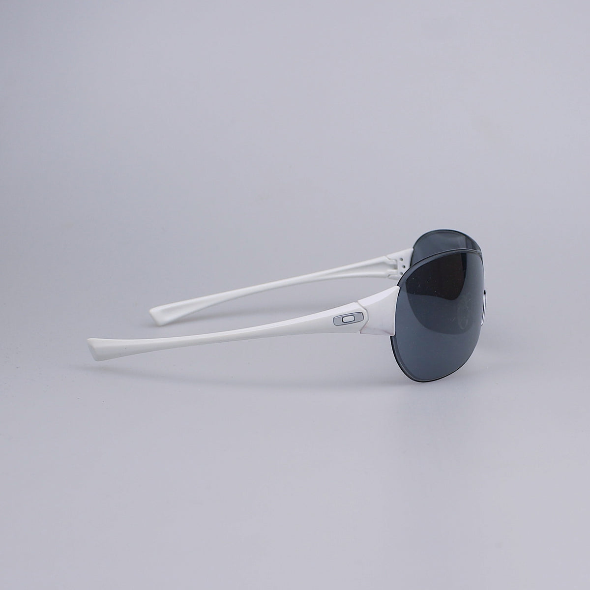 Vintage Glasses LP1384