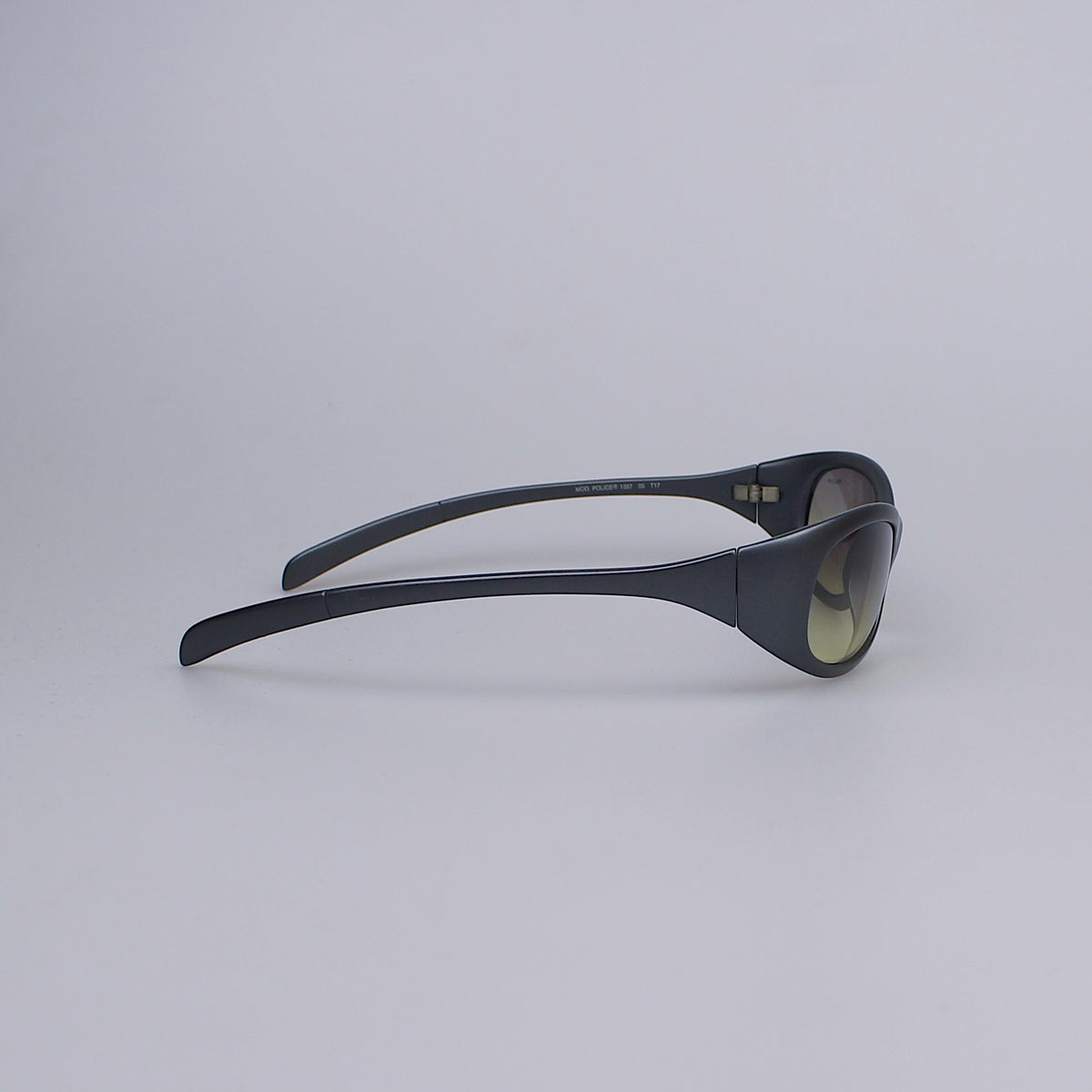 Vintage Glasses LP1398