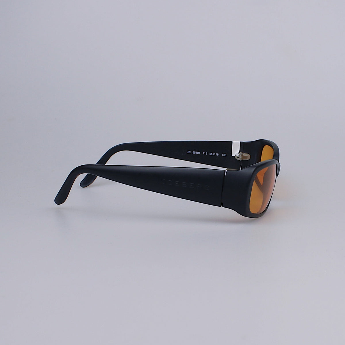 Vintage Glasses LP1464