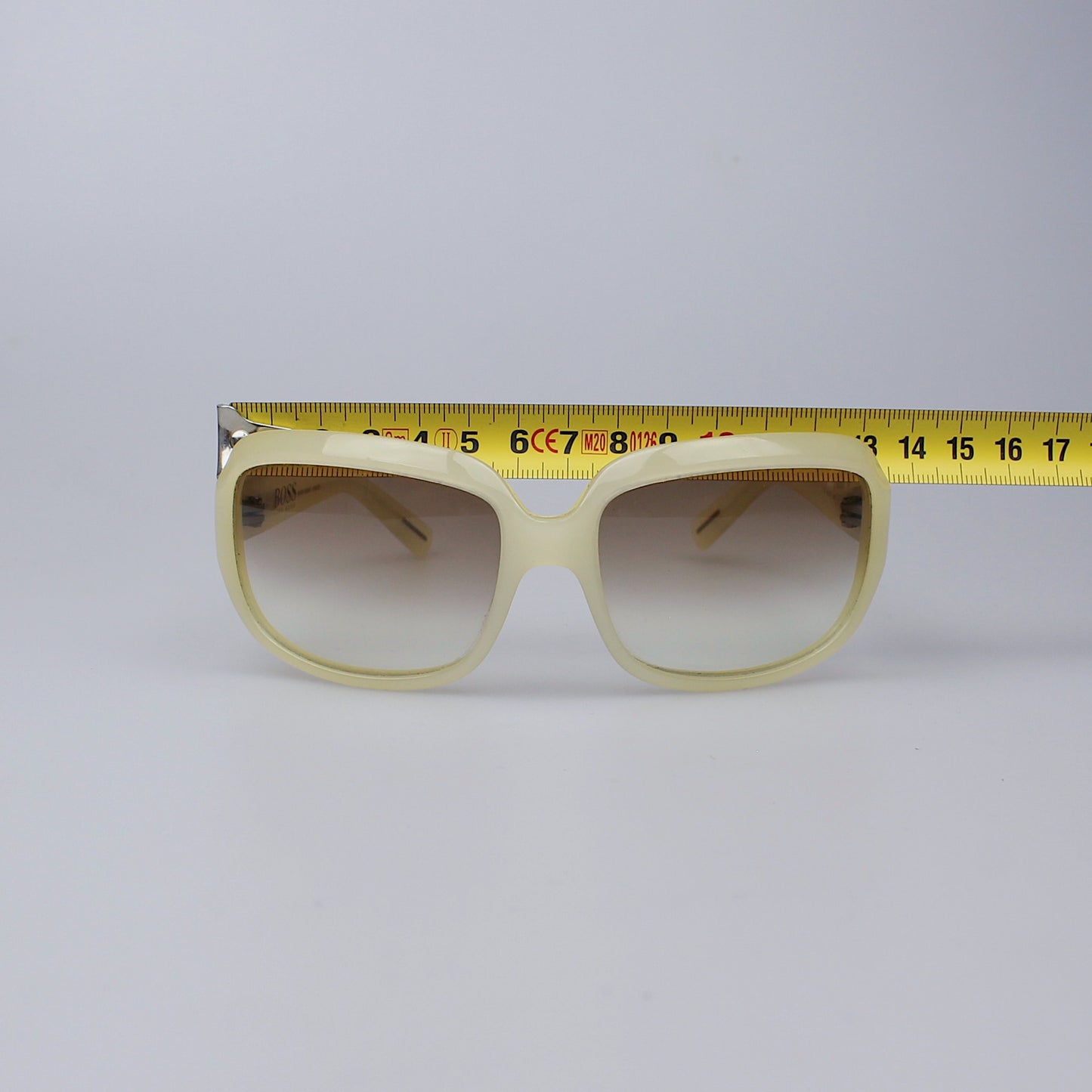 Vintage Glasses LP985