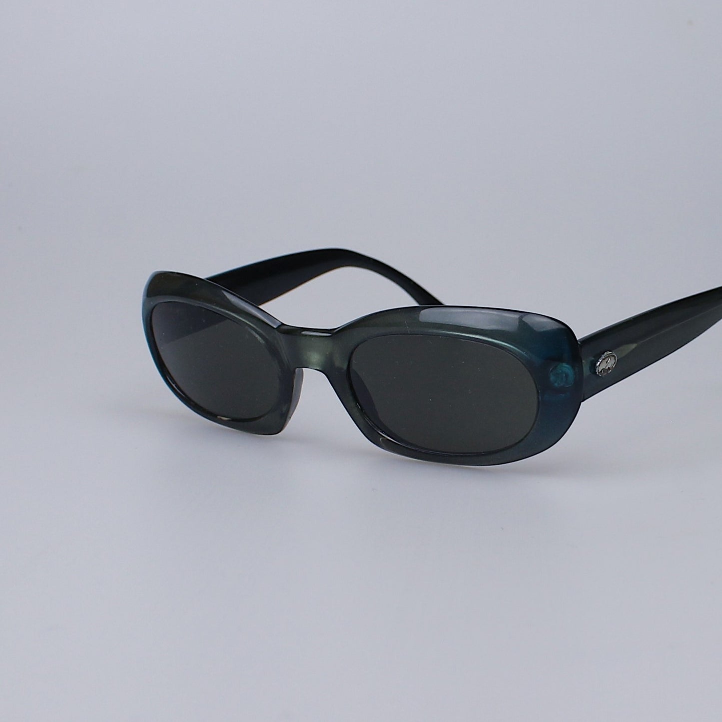 Vintage Glasses LP977