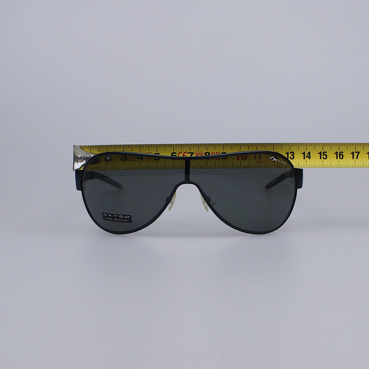 Vintage Glasses LP1485