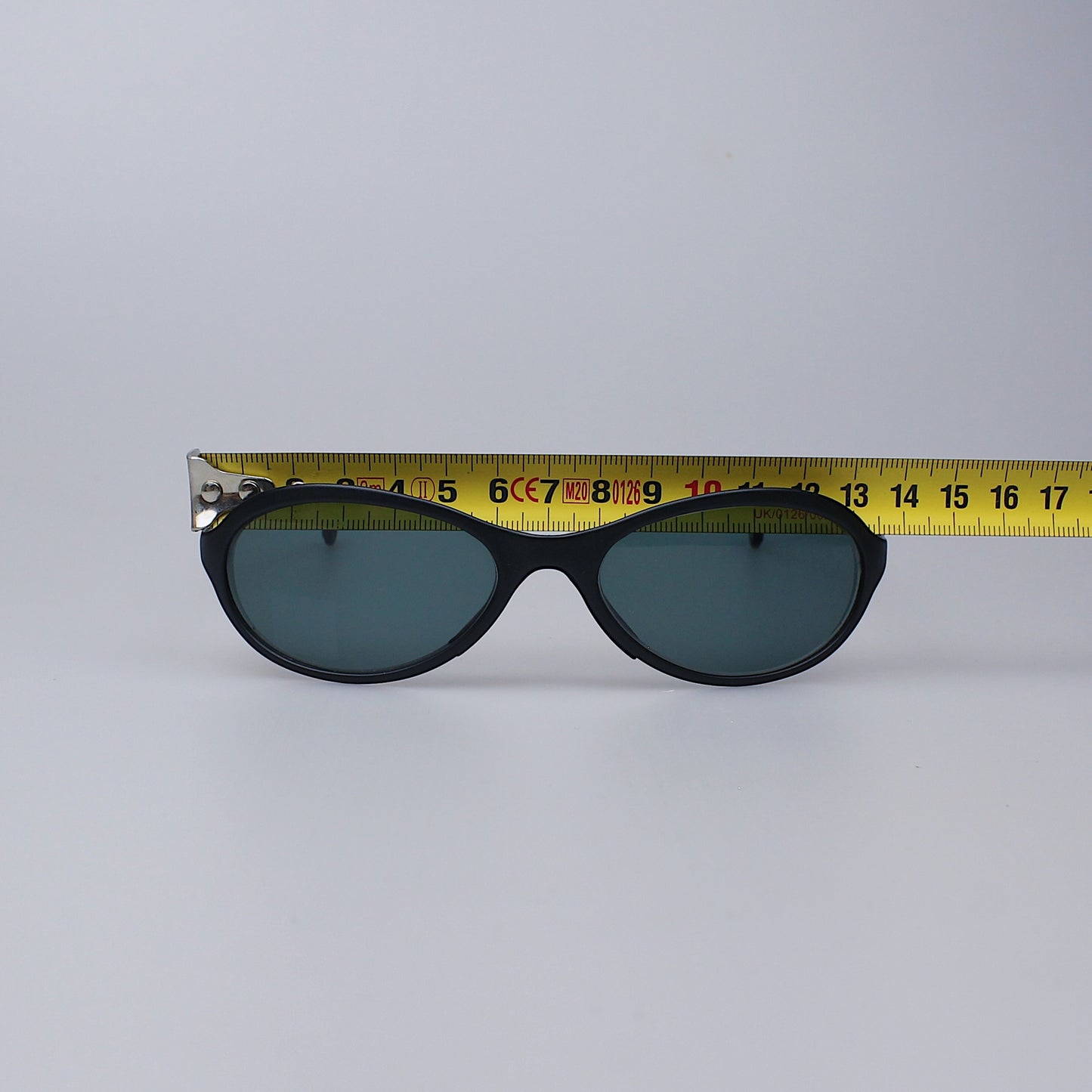 Vintage Glasses LP987