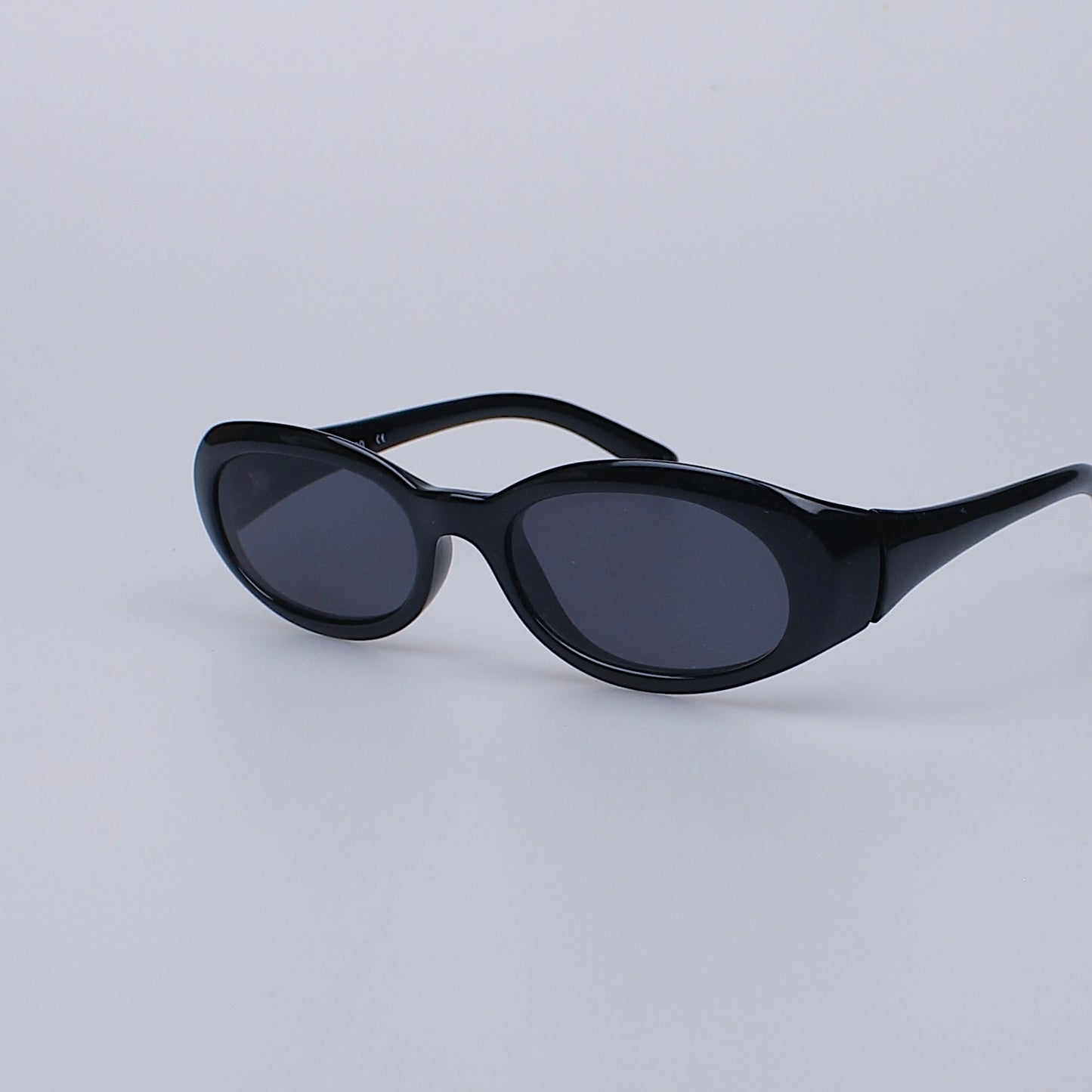 Vintage Glasses LP871